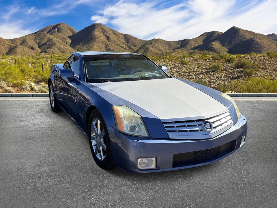 2005 Cadillac XLR - Image 6 of 16