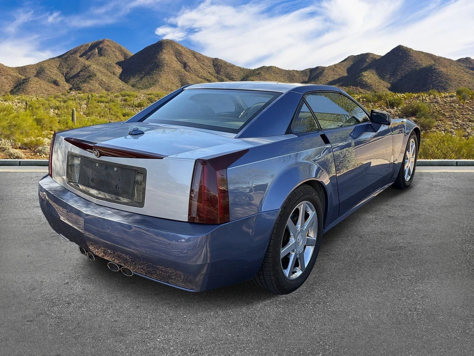 2005 Cadillac XLR - Image 3 of 16