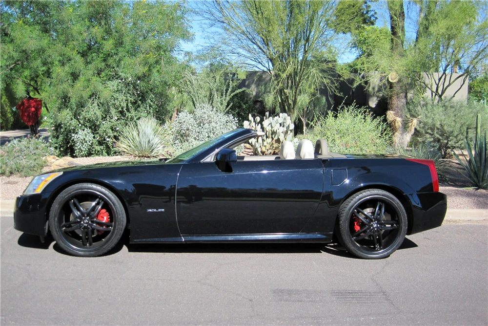 2005 Cadillac XLR - Image 5 of 5