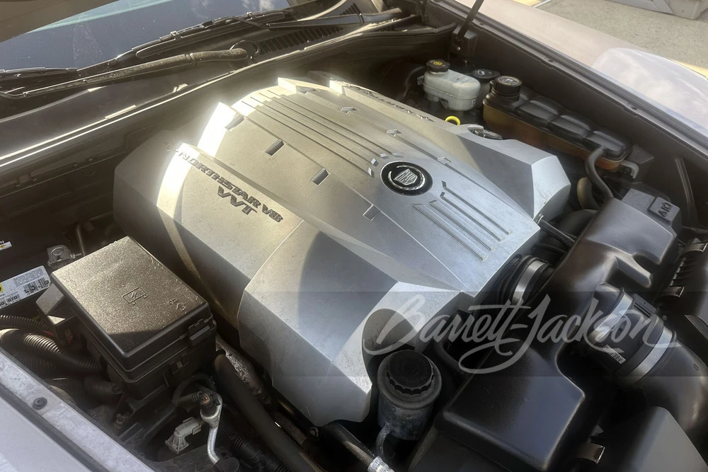 2005 Cadillac XLR - Image 3 of 16