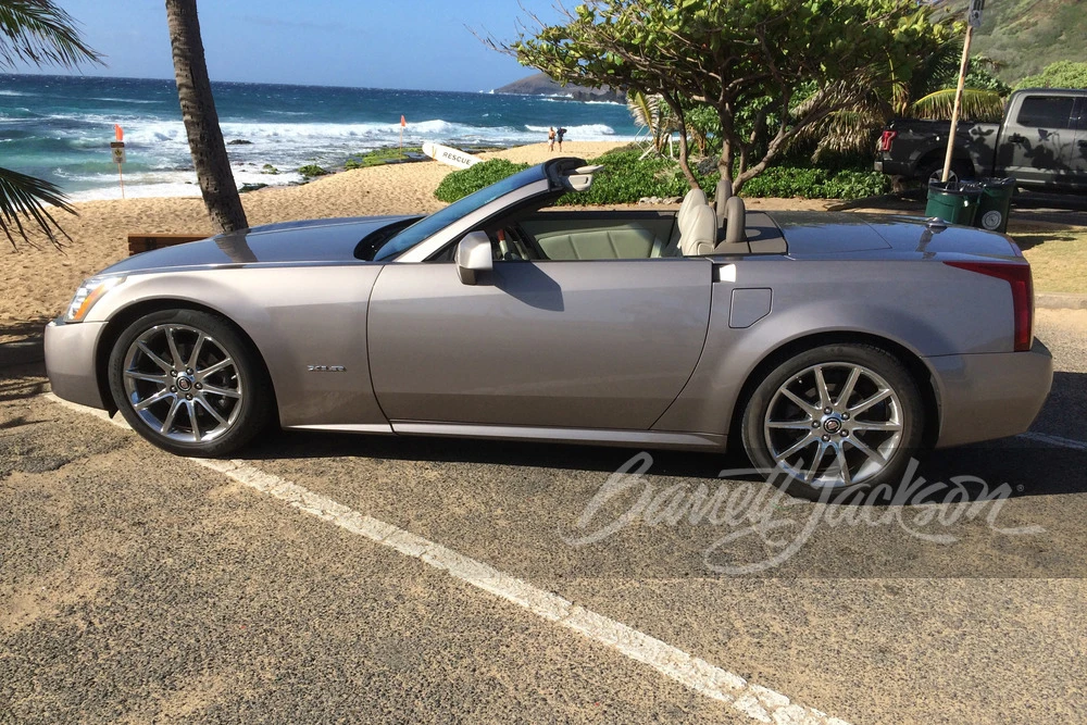 2005 Cadillac XLR - Image 6 of 12