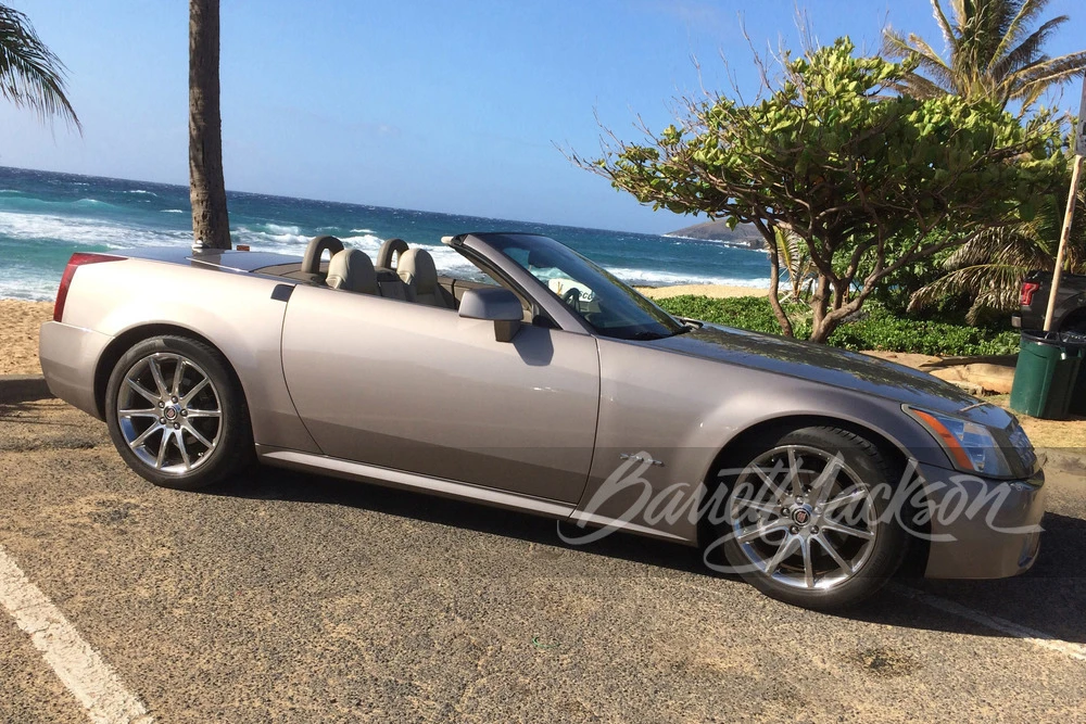 2005 Cadillac XLR - Image 8 of 8