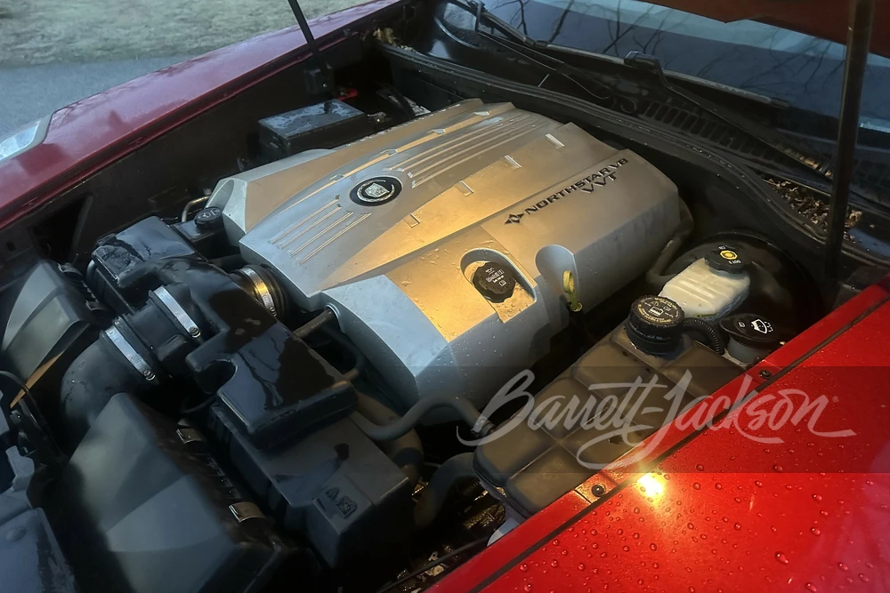 2005 Cadillac XLR - Image 6 of 16
