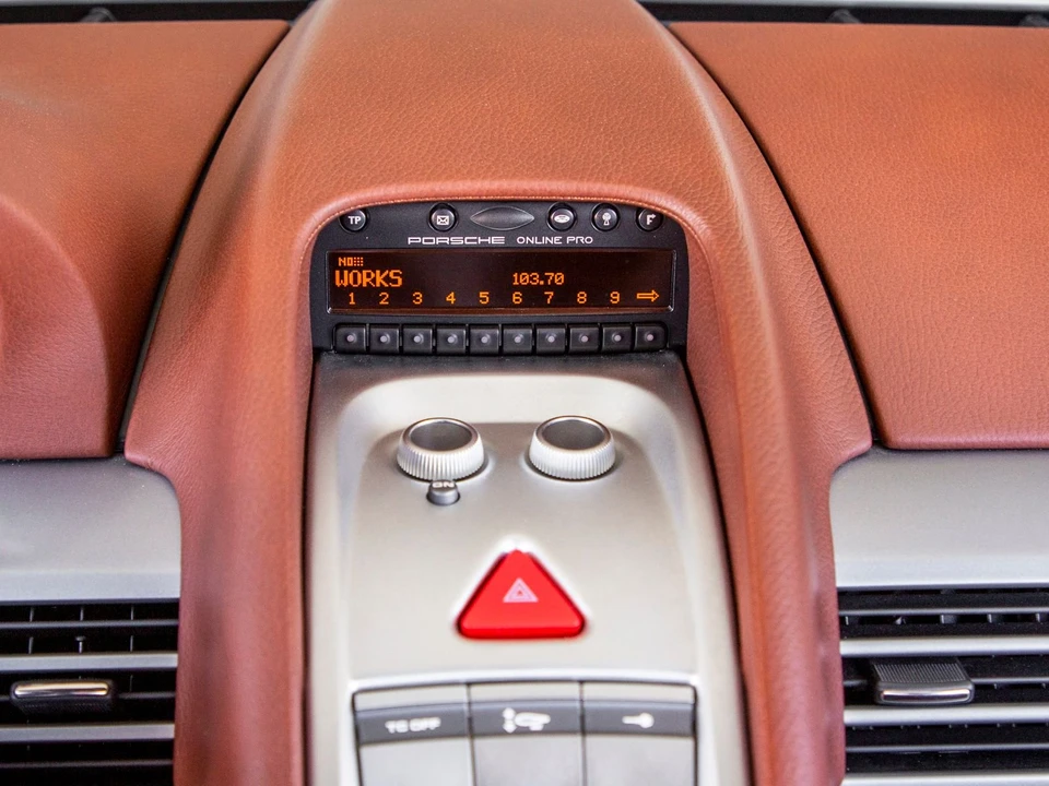 2005 Porsche Carrera GT - Image 22 of 30
