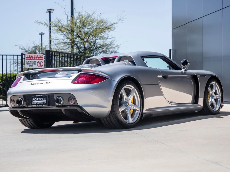 2005 Porsche Carrera GT - Image 6 of 30
