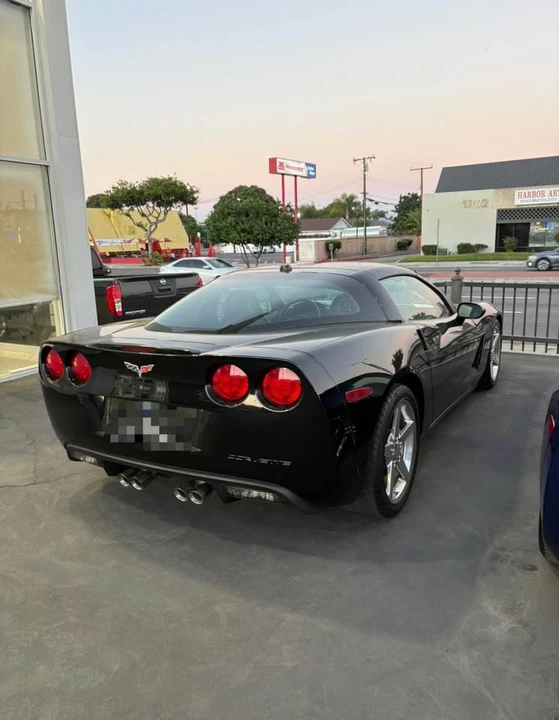 2005 Chevrolet Corvette C6 - Image 2 of 4