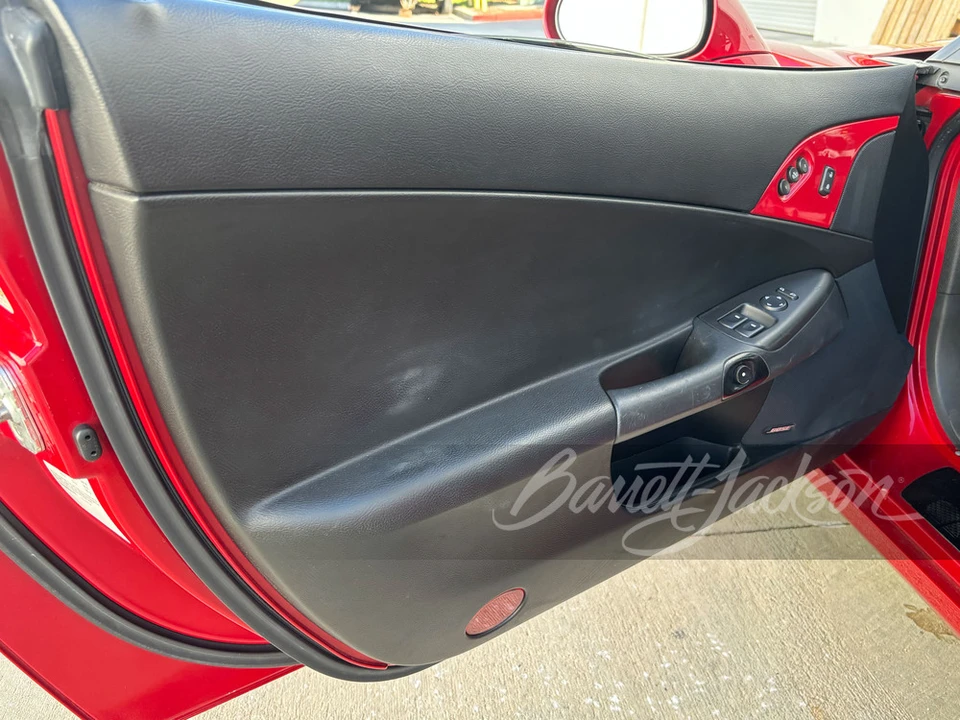 2005 Chevrolet Corvette C6 - Image 15 of 30