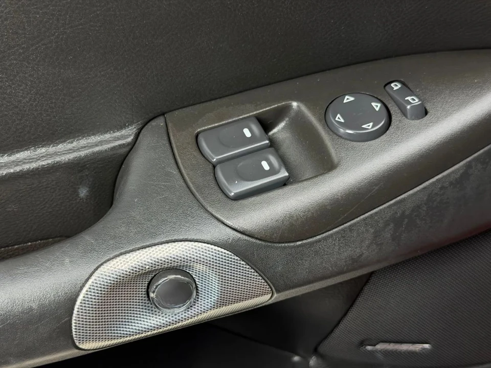 2005 Chevrolet Corvette C6 - Image 19 of 31