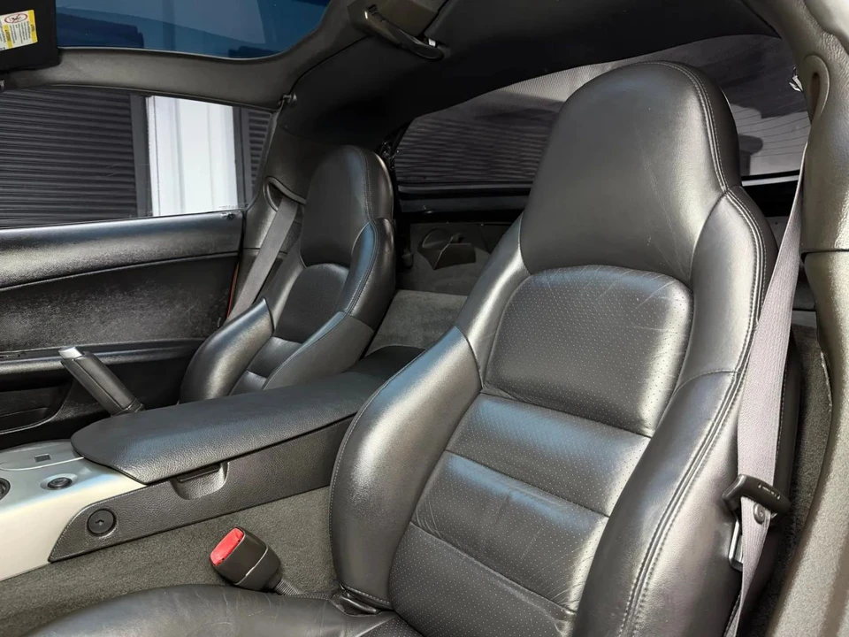 2005 Chevrolet Corvette C6 - Image 24 of 31