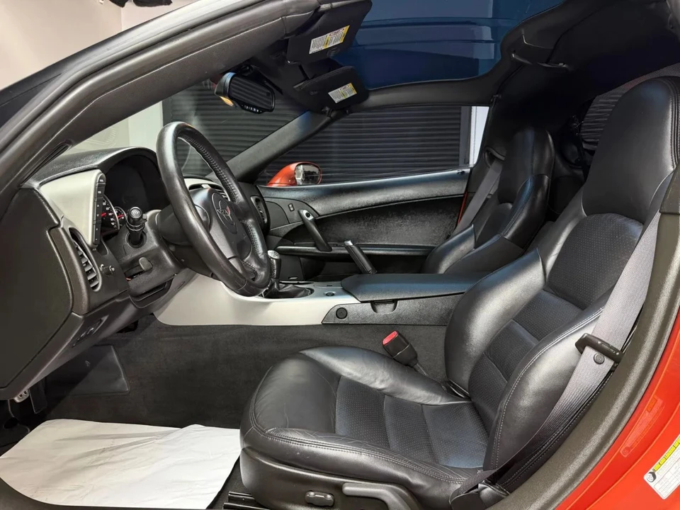 2005 Chevrolet Corvette C6 - Image 23 of 31