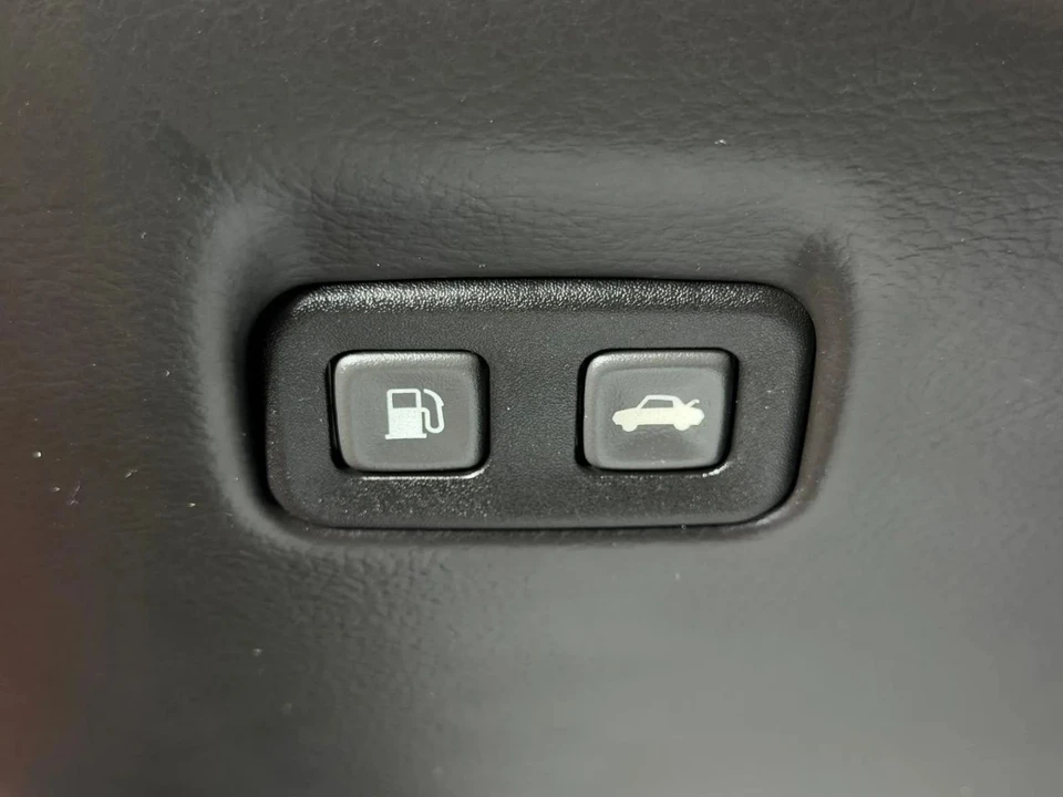2005 Chevrolet Corvette C6 - Image 25 of 31