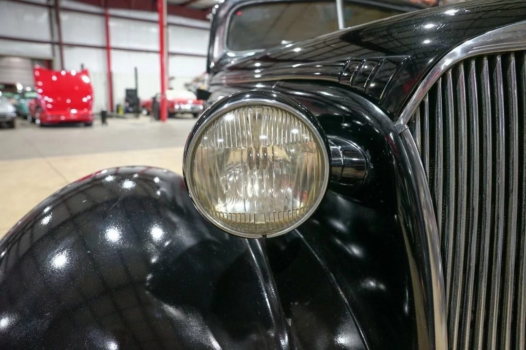 2005 Chevrolet Standard & Master & Master Deluxe & Special Deluxe - Image 19 of 31