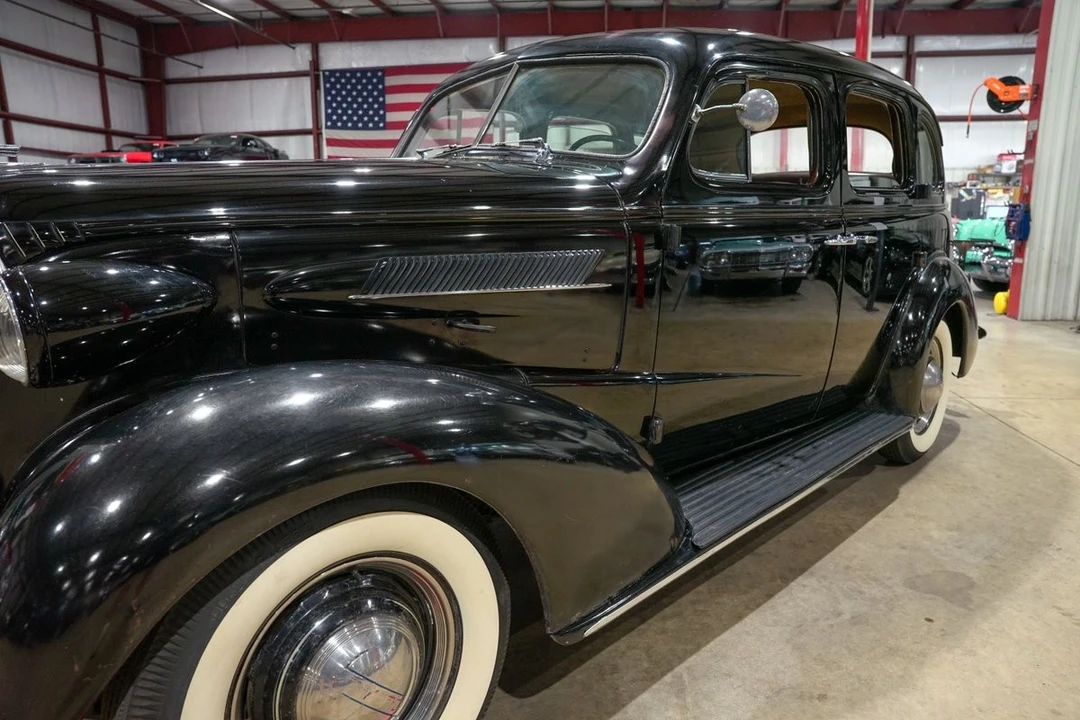 2005 Chevrolet Standard & Master & Master Deluxe & Special Deluxe - Image 18 of 31