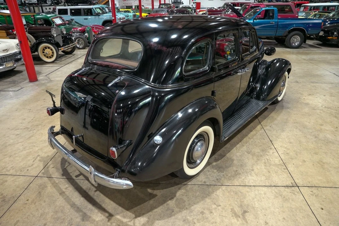 2005 Chevrolet Standard & Master & Master Deluxe & Special Deluxe - Image 7 of 31