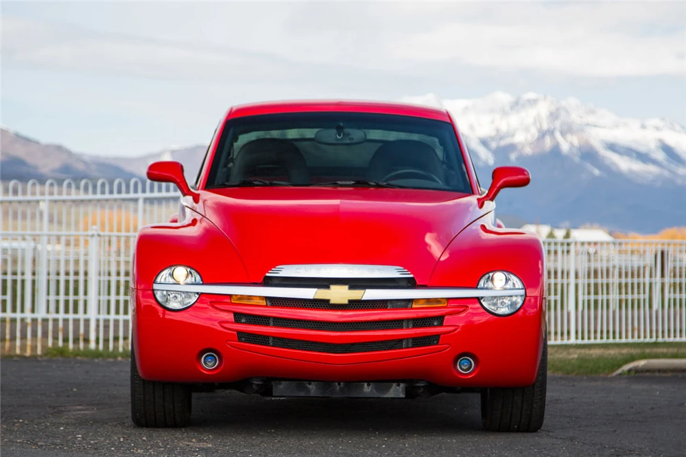 2005 Chevrolet SSR - Image 8 of 9