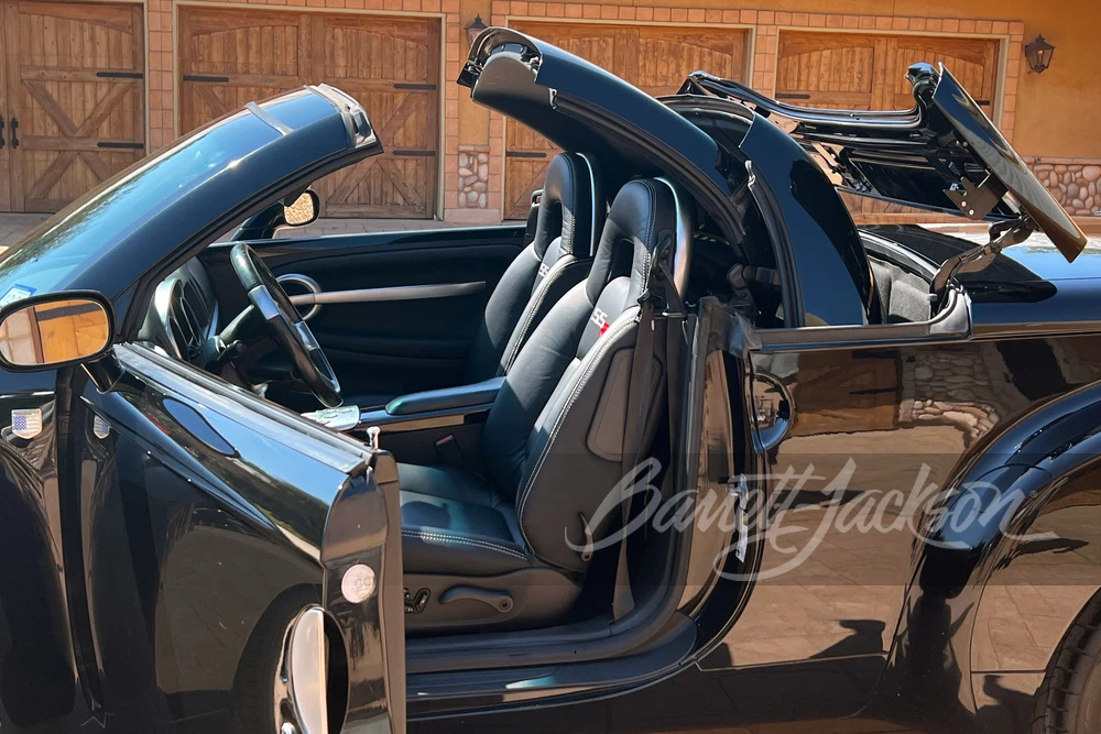2005 Chevrolet SSR - Image 7 of 9