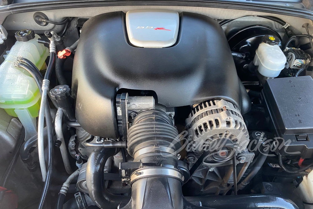 2005 Chevrolet SSR - Image 3 of 8