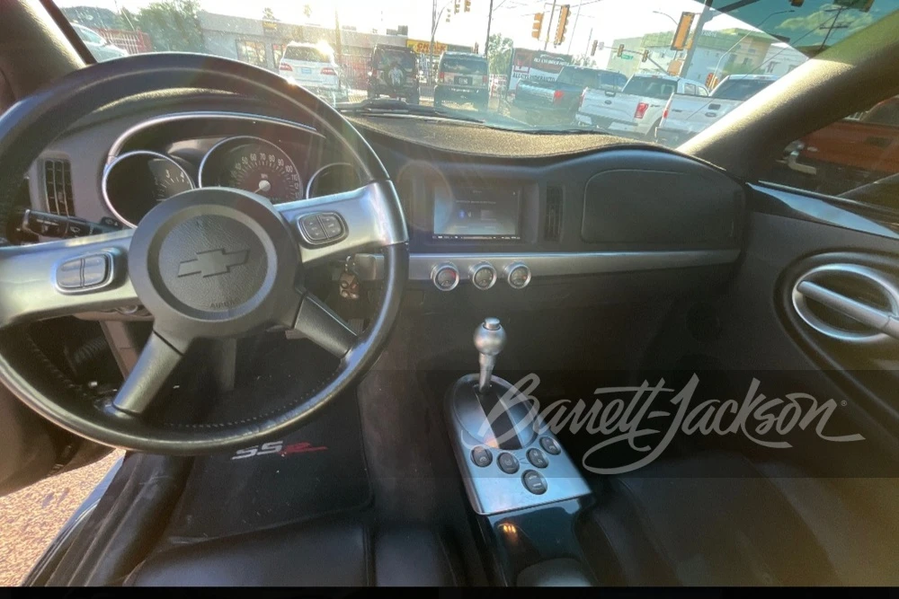 2005 Chevrolet SSR - Image 4 of 5