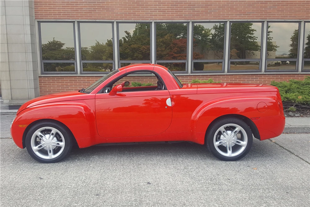 2005 Chevrolet SSR - Image 5 of 5