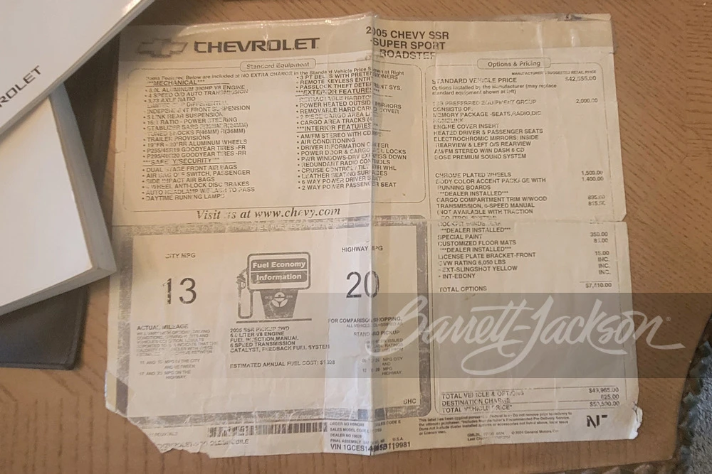 2005 Chevrolet SSR - Image 9 of 25