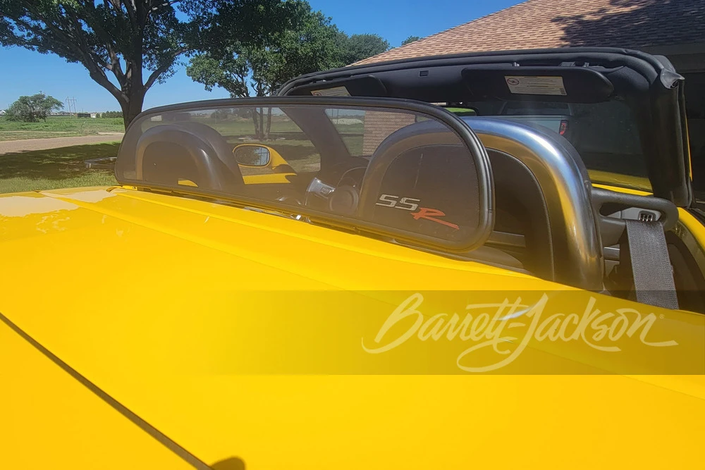 2005 Chevrolet SSR - Image 18 of 25
