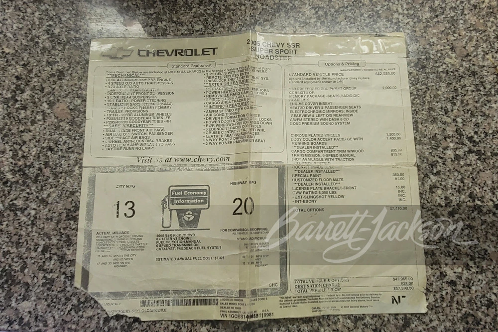 2005 Chevrolet SSR - Image 21 of 25