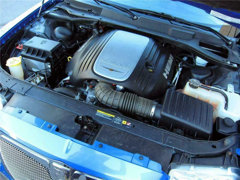 2005 Chrysler 300 (2005-2023) - Image 3 of 5