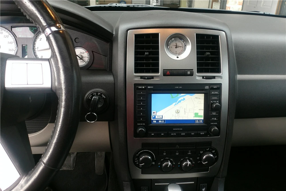 2005 Chrysler 300 (2005-2023) - Image 6 of 6