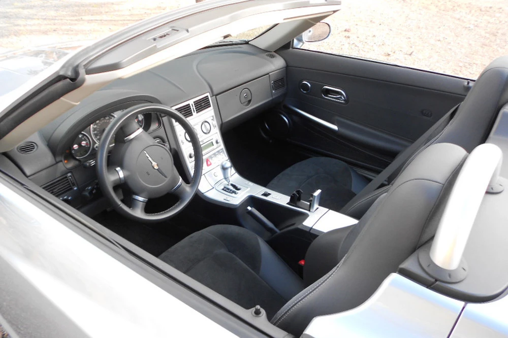 2005 Chrysler Crossfire - Image 7 of 7