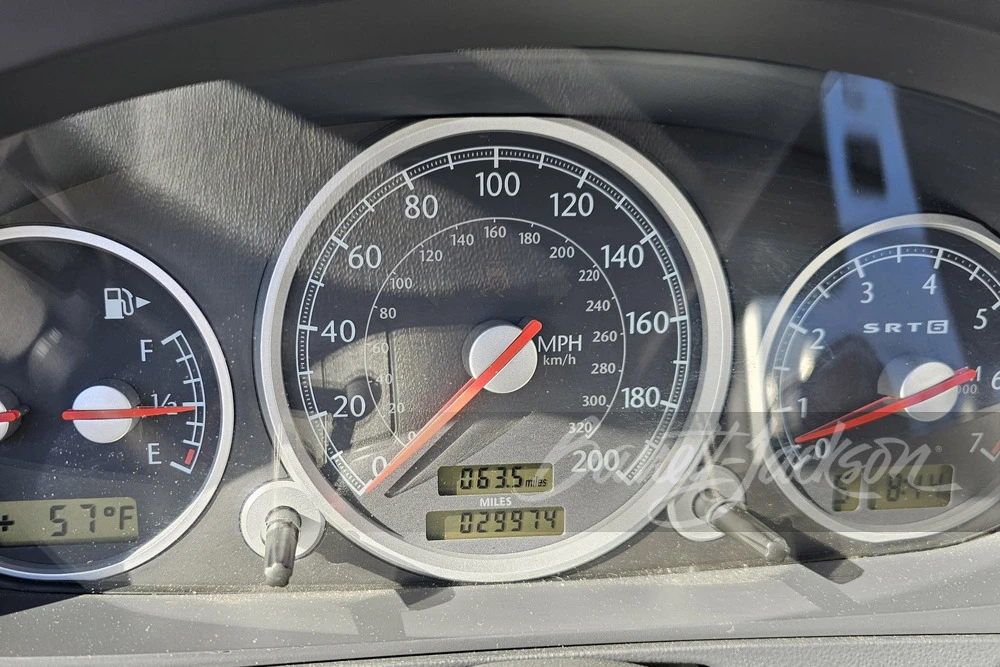 2005 Chrysler Crossfire - Image 5 of 16