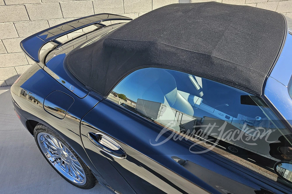 2005 Chrysler Crossfire - Image 13 of 16