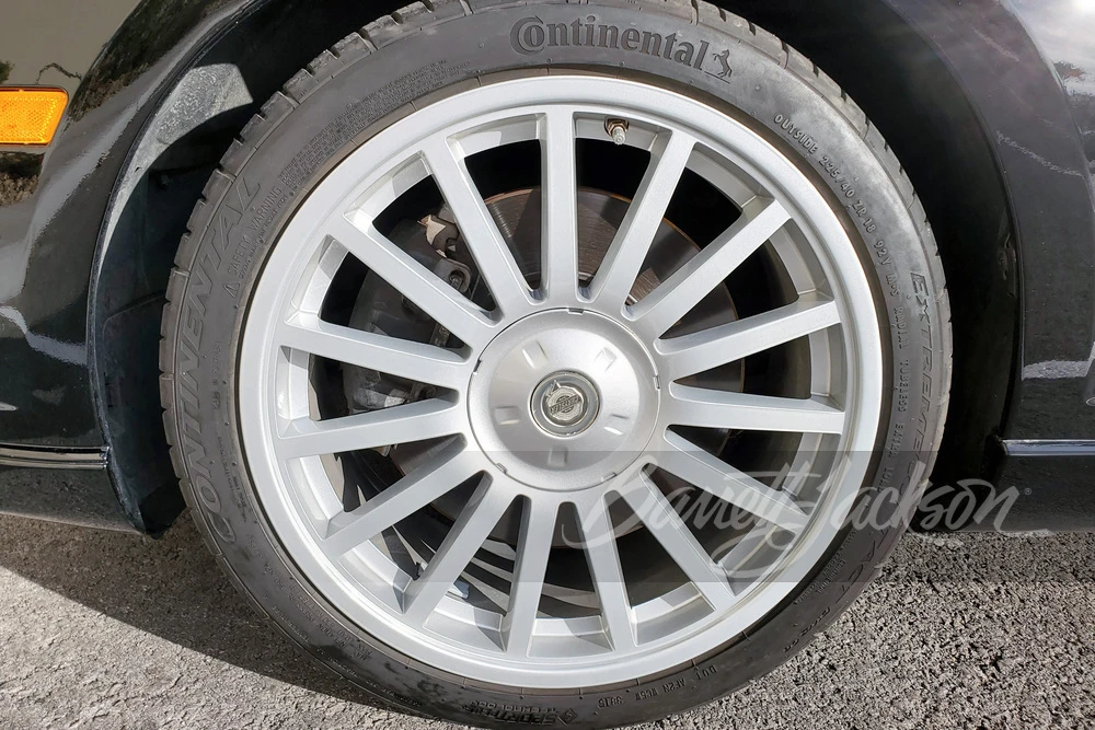 2005 Chrysler Crossfire - Image 9 of 18