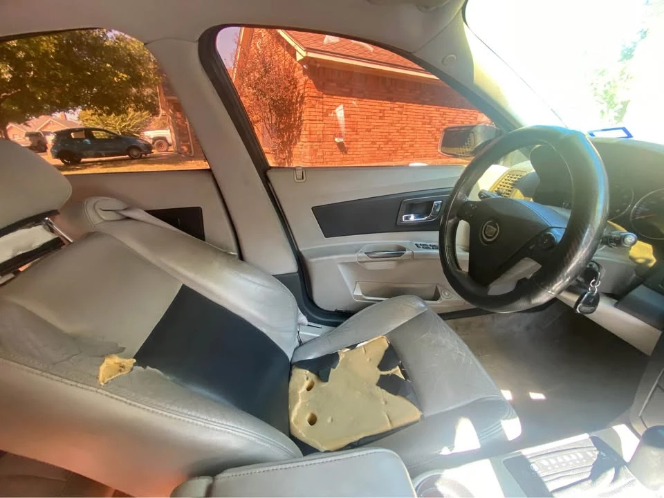2005 Cadillac CTS 1st Gen - Image 2 of 3