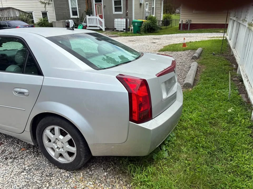2005 Cadillac CTS 1st Gen - Image 5 of 6
