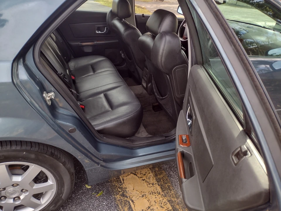 2005 Cadillac CTS 1st Gen - Image 16 of 21