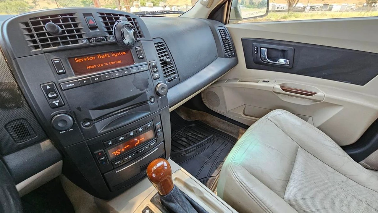 2005 Cadillac CTS 1st Gen - Image 21 of 26