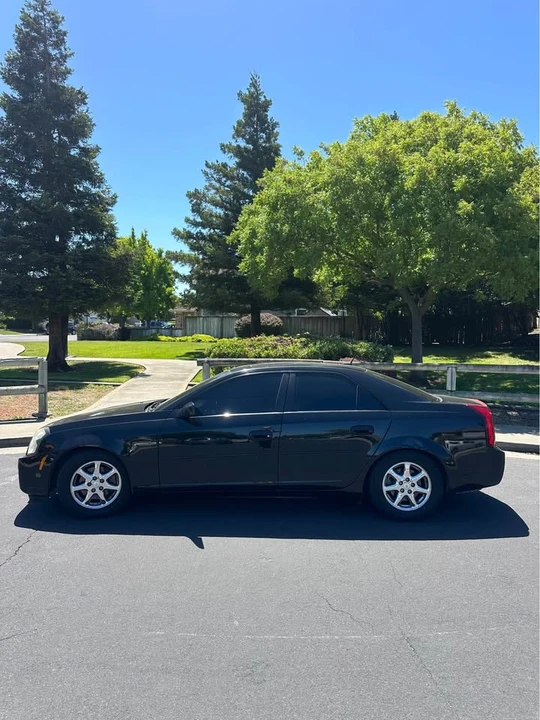 2005 Cadillac CTS 1st Gen - Image 5 of 13
