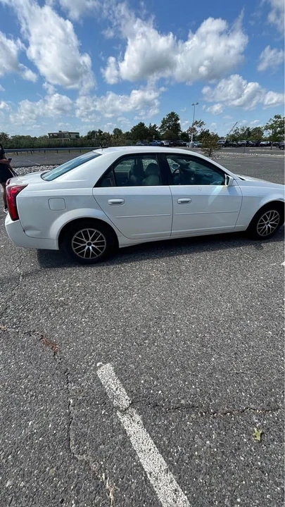 2005 Cadillac CTS 1st Gen - Image 4 of 10