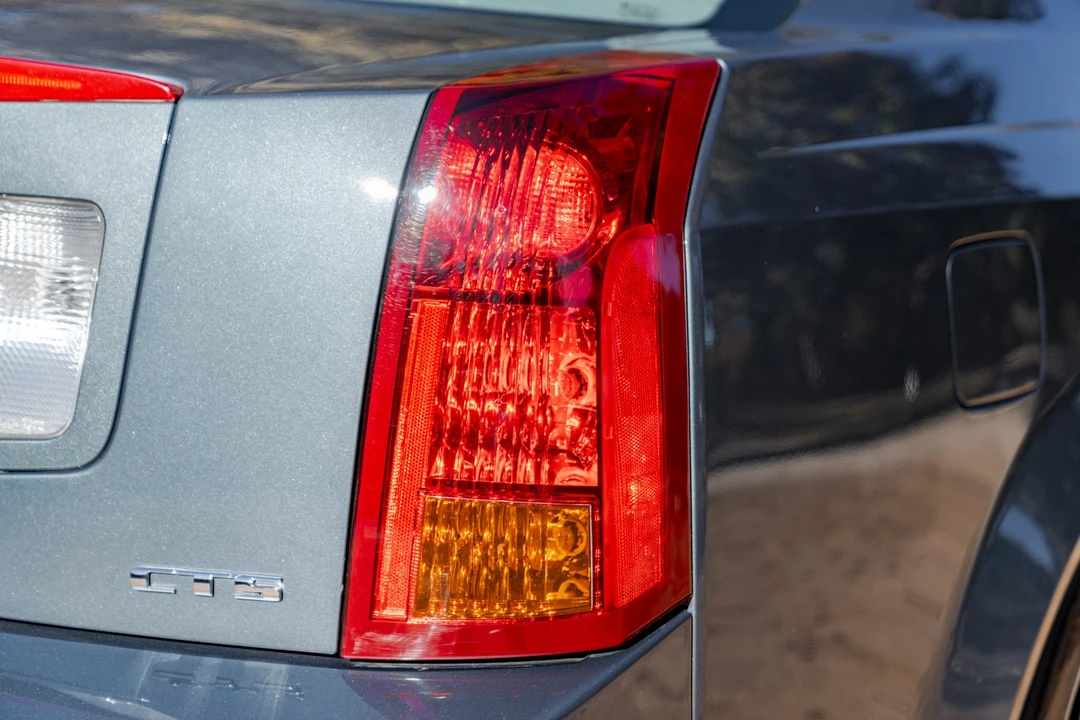 2005 Cadillac CTS-V 1st Gen - Image 18 of 31