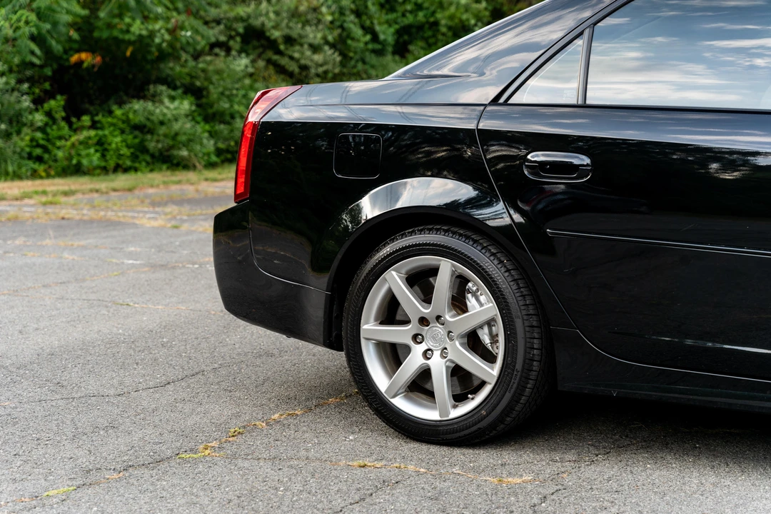 2005 Cadillac CTS-V 1st Gen - Image 28 of 31