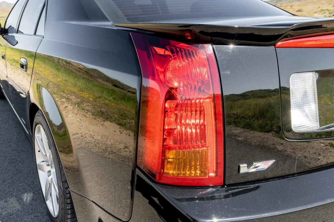 2005 Cadillac CTS-V 1st Gen - Image 15 of 31