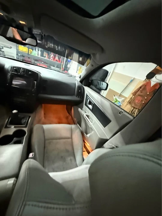 2005 Cadillac CTS-V 1st Gen - Image 9 of 18