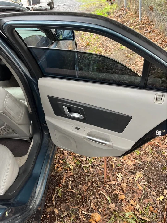2005 Cadillac CTS-V 1st Gen - Image 12 of 15