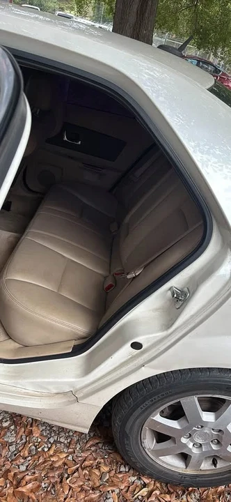 2005 Cadillac CTS 1st Gen - Image 7 of 8