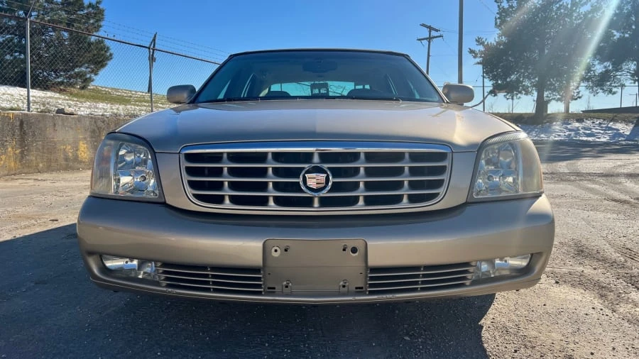 2005 Cadillac DTS - Image 2 of 6