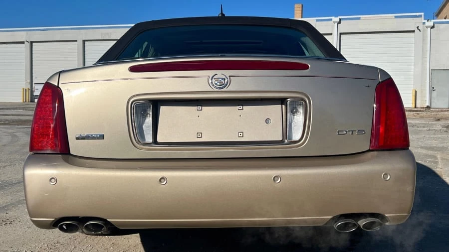 2005 Cadillac DTS - Image 3 of 6