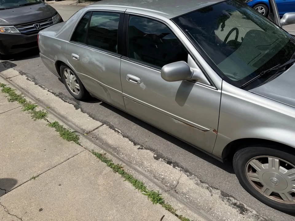 2005 Cadillac DeVille 8th Gen - Image 3 of 7