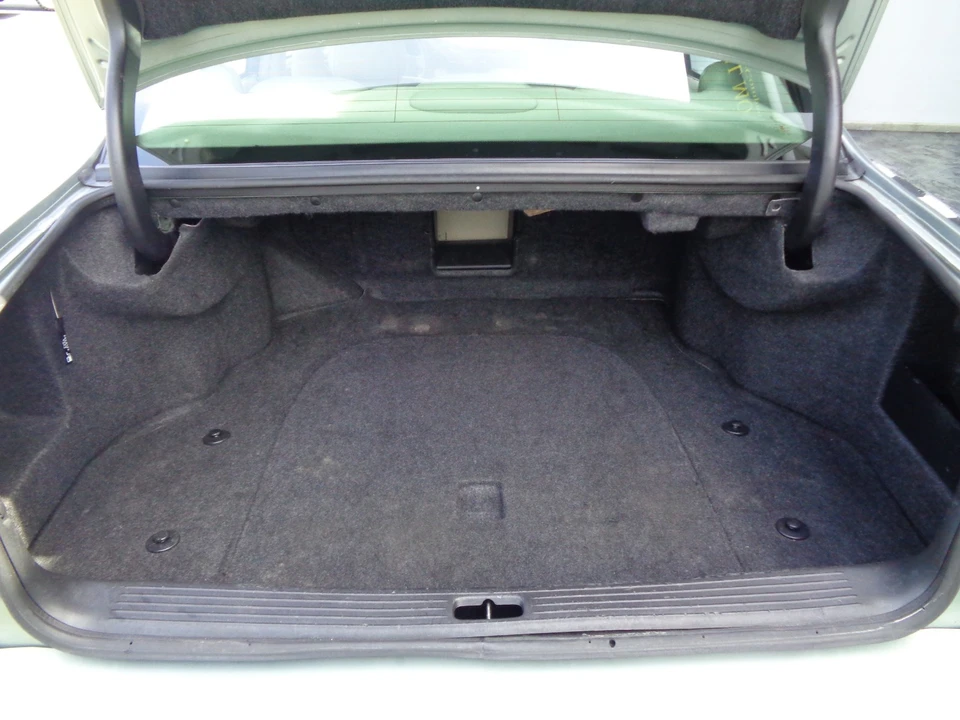 2005 Cadillac DeVille 8th Gen - Image 11 of 20