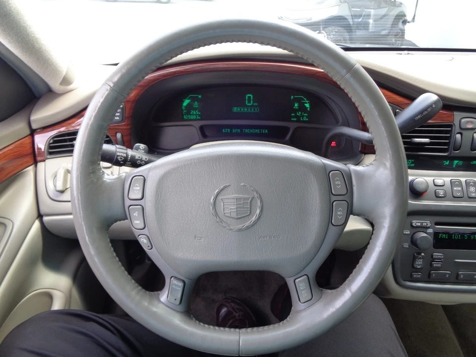 2005 Cadillac DeVille 8th Gen - Image 19 of 20