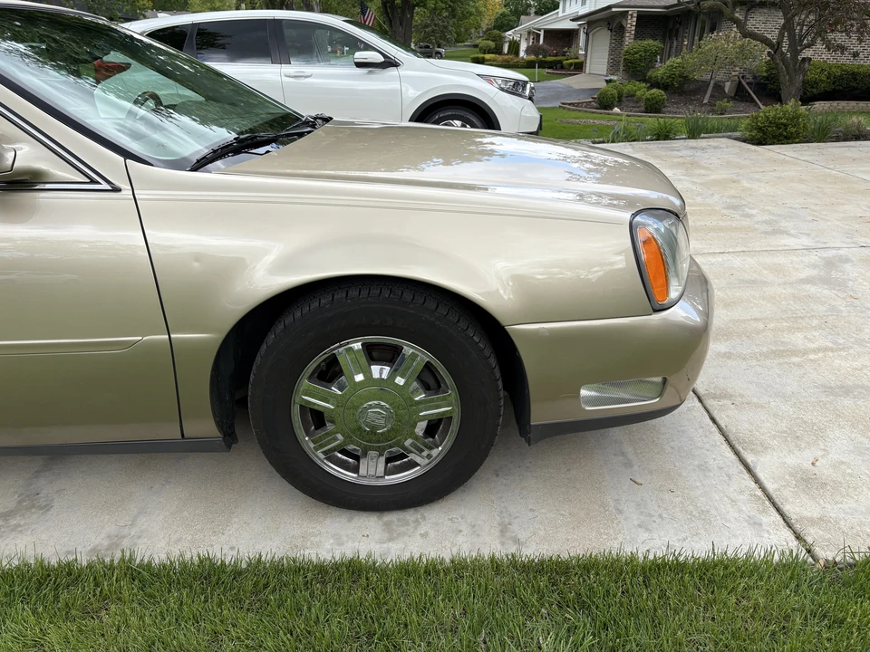 2005 Cadillac DeVille 8th Gen - Image 20 of 31